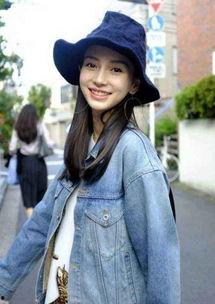 明星打自己孩子,明星打孩子事件引发社会关注